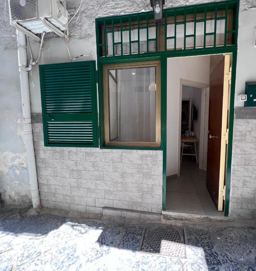 Apartment In The Center Naples Luaran gambar