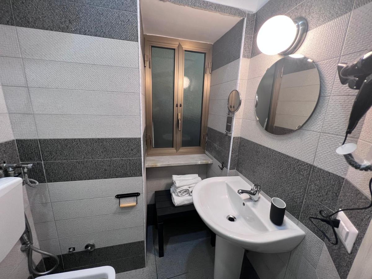 Apartment In The Center Naples Luaran gambar